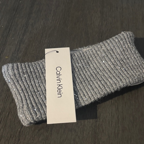 Calvin Klein Accessories - Calvin Klein Silver Ribbed Headband